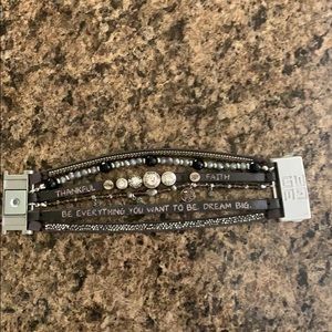 Women’s 6 layered bracelet